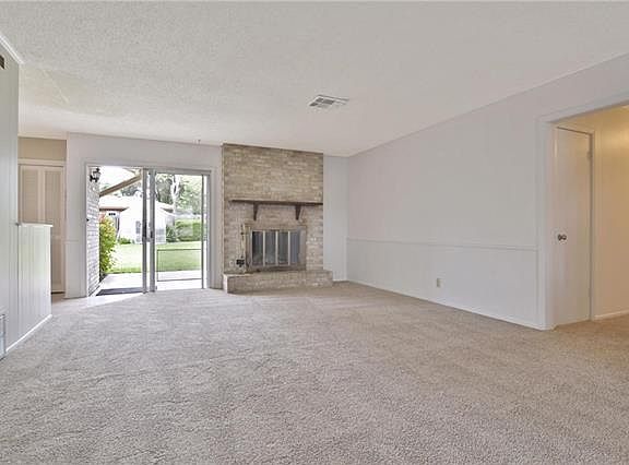 4th image of 2210 Kenbridge Dr