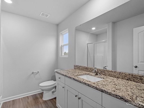 5th image of 638 Lamorak Pl