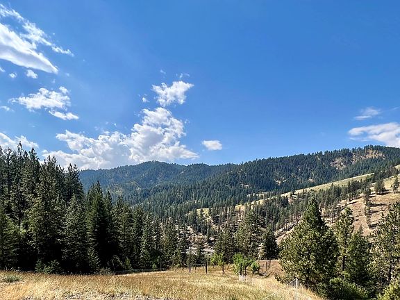 5th image of 2109 Highway 11