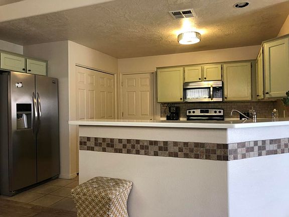 4th image of 1716 W Warm River Dr