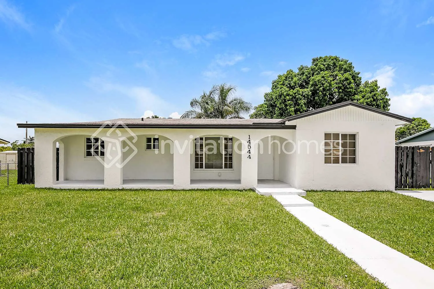 14544 SW 105th Ct Miami, FL 33176 — Photo 1