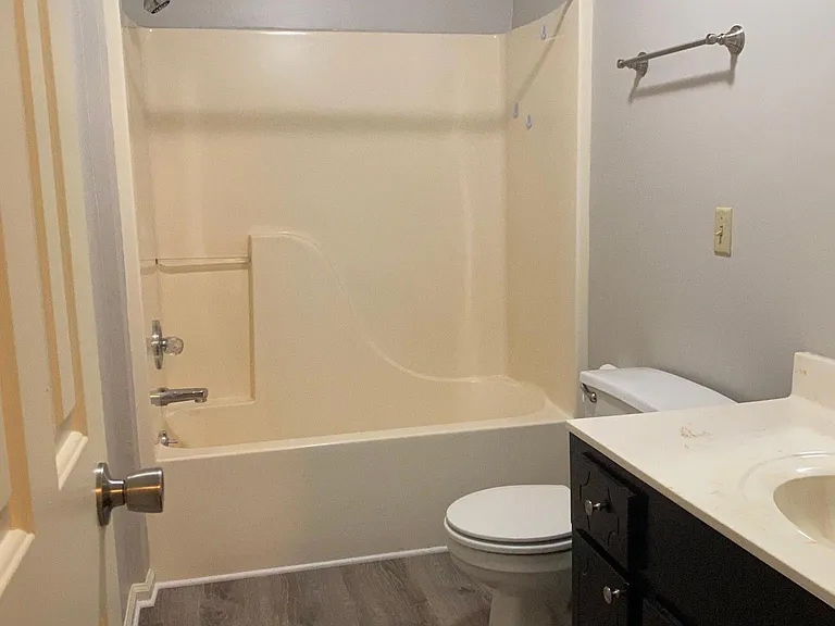 13 Rushwood St — Photo 15