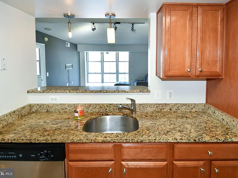 11800 Sunset Hills Rd #1024 — Photo 12