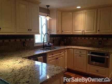 2nd image of 157 Shadow Wood Dr