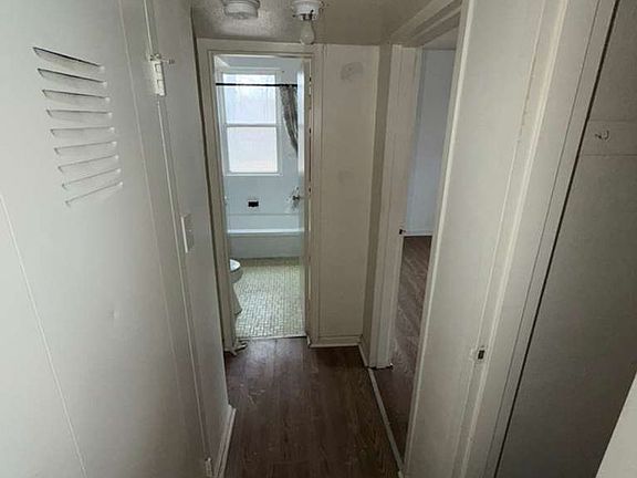 3rd image of 13975 Superior Rd #106