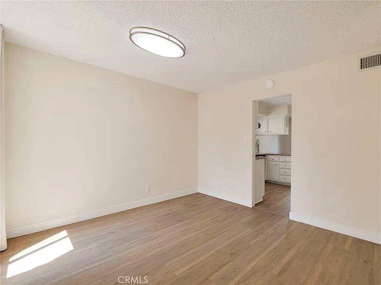 5214 Calatrana Dr — Photo 8