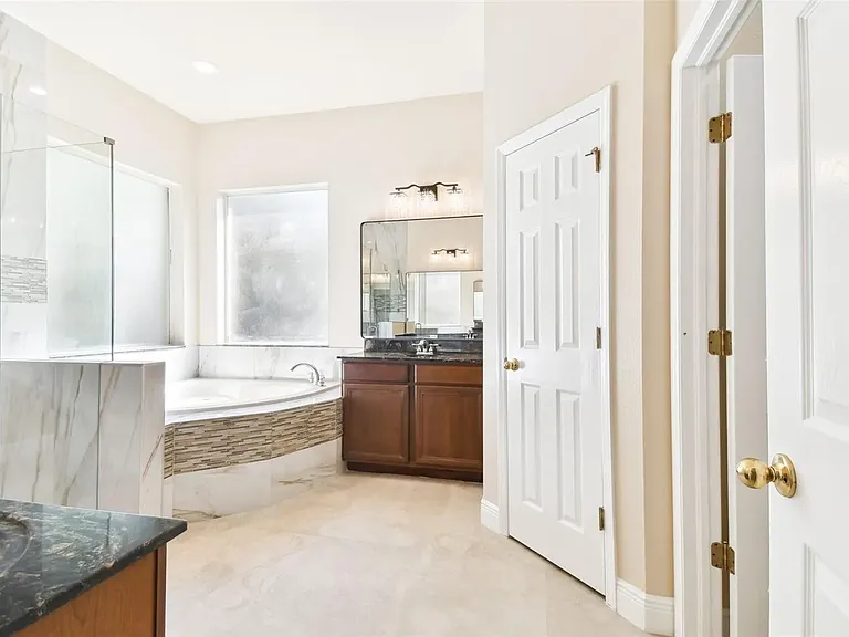 16143 Colchester Palms Dr — Photo 22