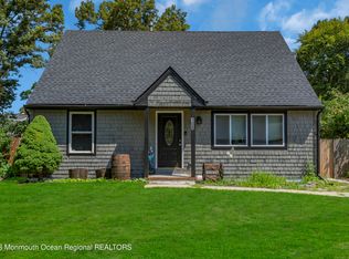 108 Cedar Dr, Lanoka Harbor, NJ