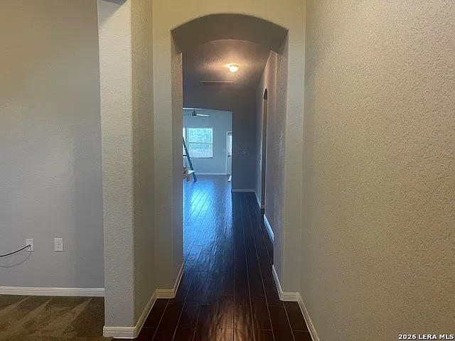 3 bed, 2.0 bath, 1809 sqft, $1,800 — Photo 3