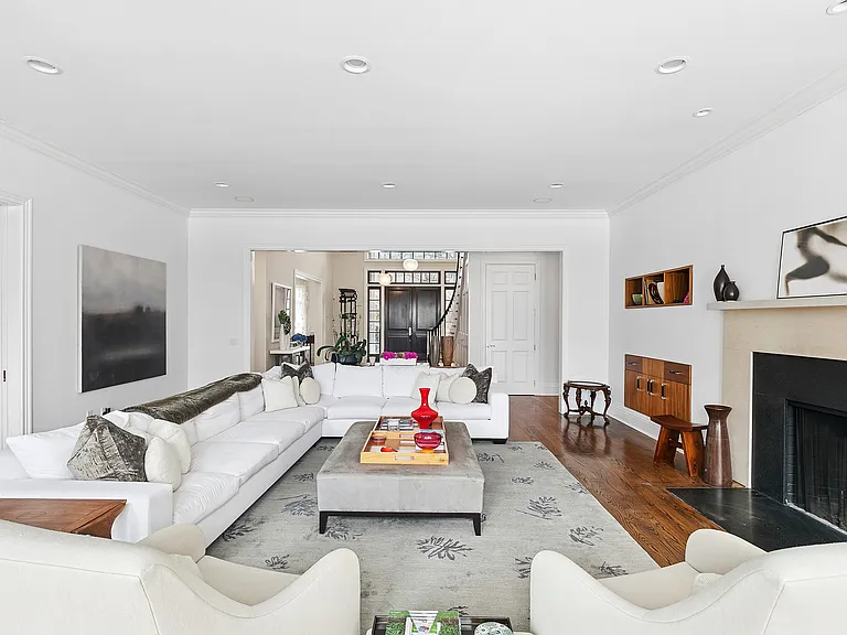 7 Fair Hills Ln — Photo 8