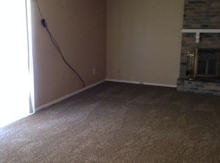 521 Holly Hill Rd, Edmond, OK 73003