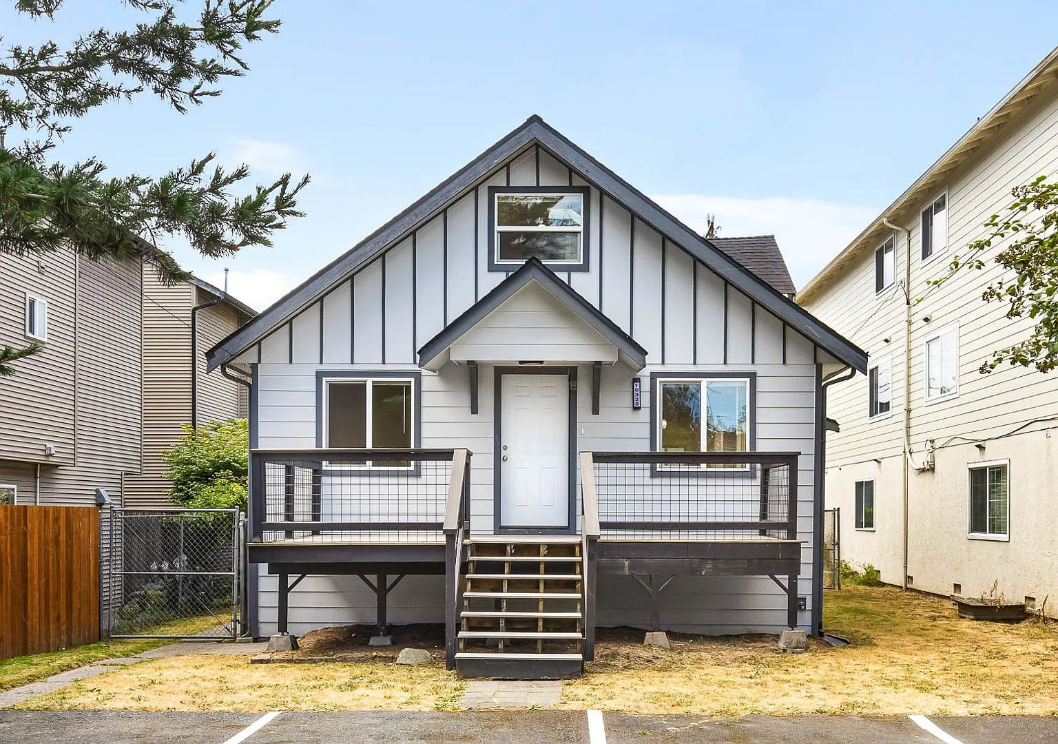 Beautifully Remodeled North Seattle Home with MIL Suite Never Lived In! — Photo 1