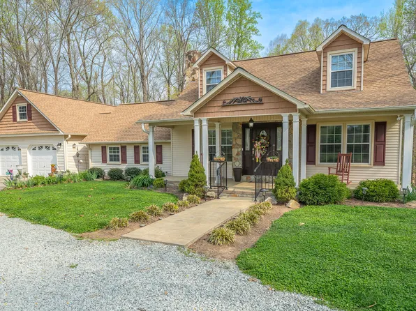 1342 Paynes Tavern Rd, Roxboro, NC 27574