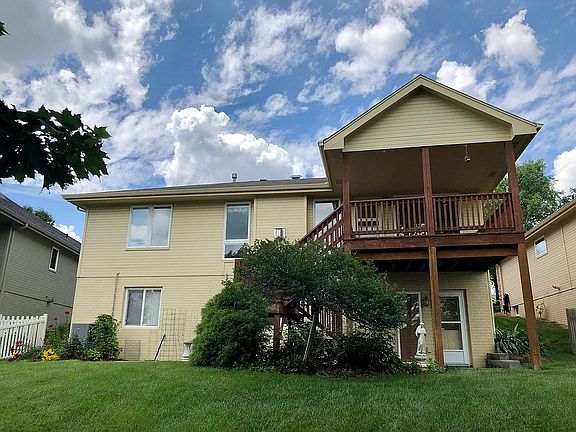 3rd image of 11545 Lakeview Dr