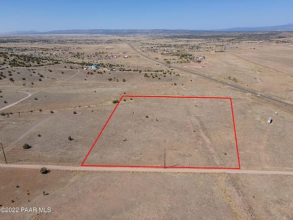 3rd image of 0 W Bethany Ln