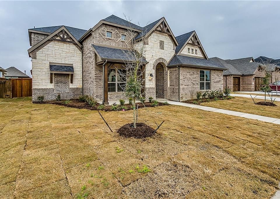 1st image of 126 Fairweather Dr