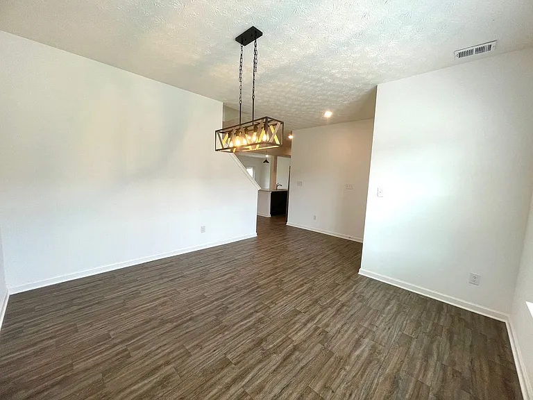 17115 Meander Way — Photo 6