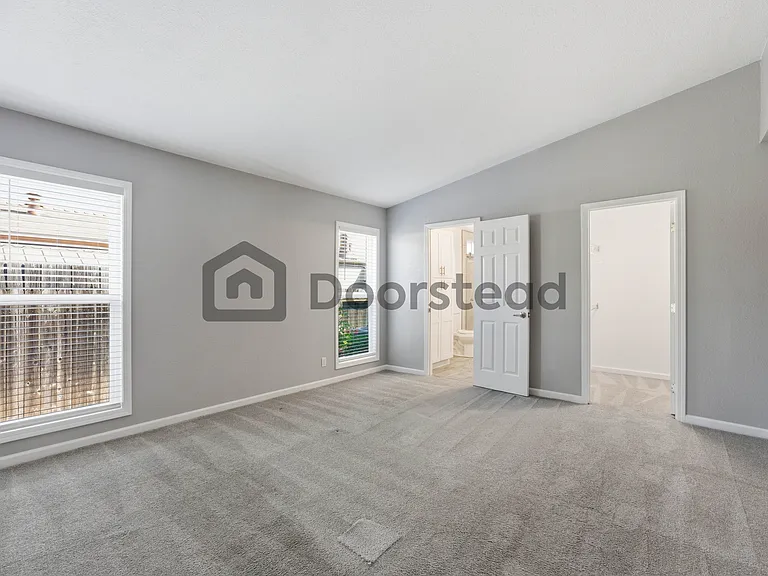 2555 Flosden Rd #122 — Photo 25