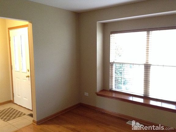 2nd image of 2316 Applewood Ct