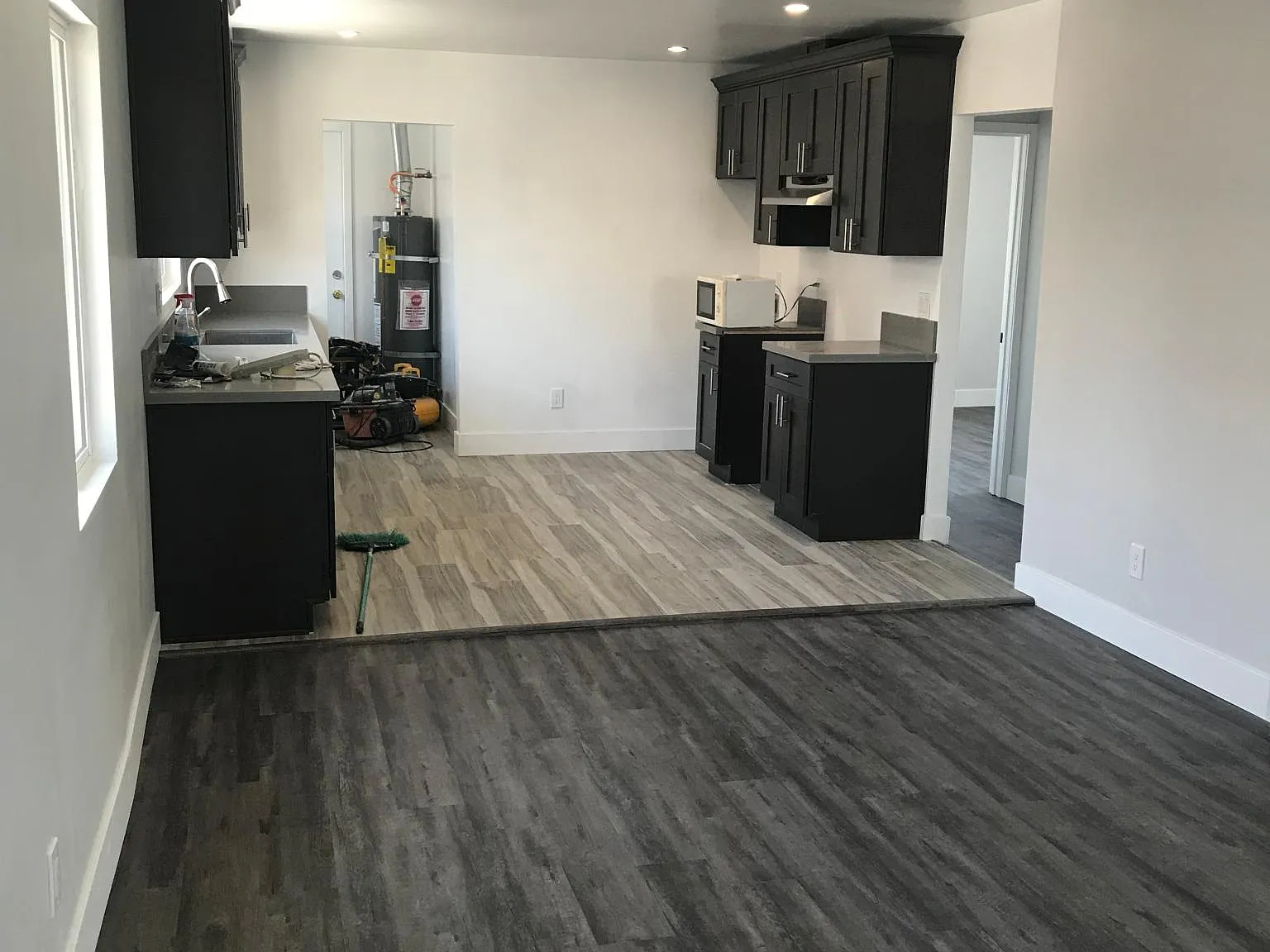 2 bed, 1100 sqft, $2,488 — Photo 3