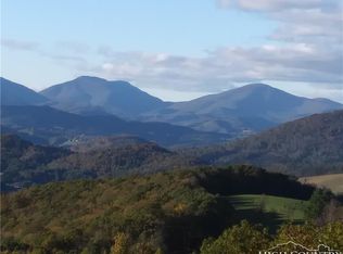 1228 Grandview Dr, Boone, NC 28607