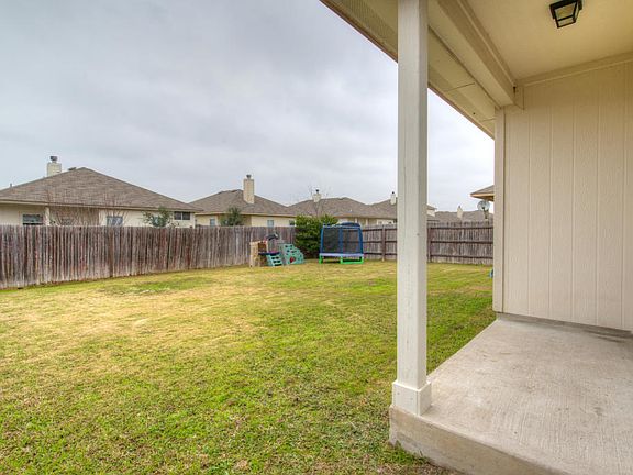 5th image of 13304 Mizzen St