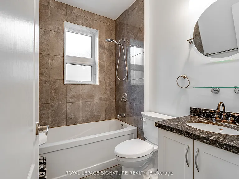421 Danforth Ave #2 — Photo 15