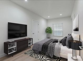 144 N Swall Dr #C, Beverly Hills, CA 90211