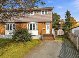 29 Marilyn Dr, Dartmouth, NS B2Y 3X8