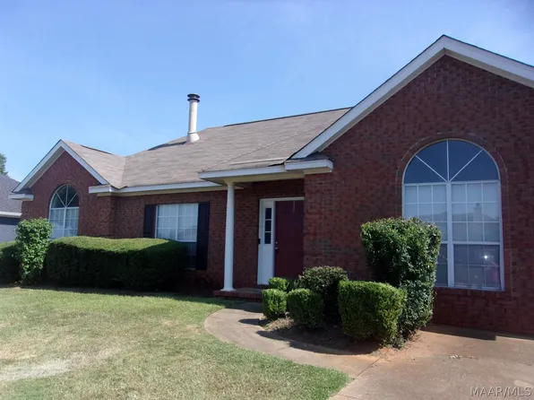 826 Bluegrass Dr, Prattville, AL 36066