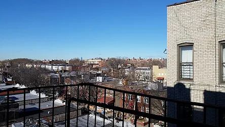 Rented by Uptown Flats LLC
