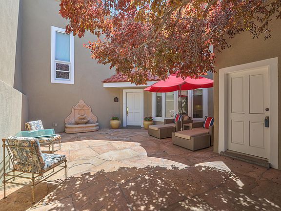 2nd image of 1504 Plaza Encantada NW