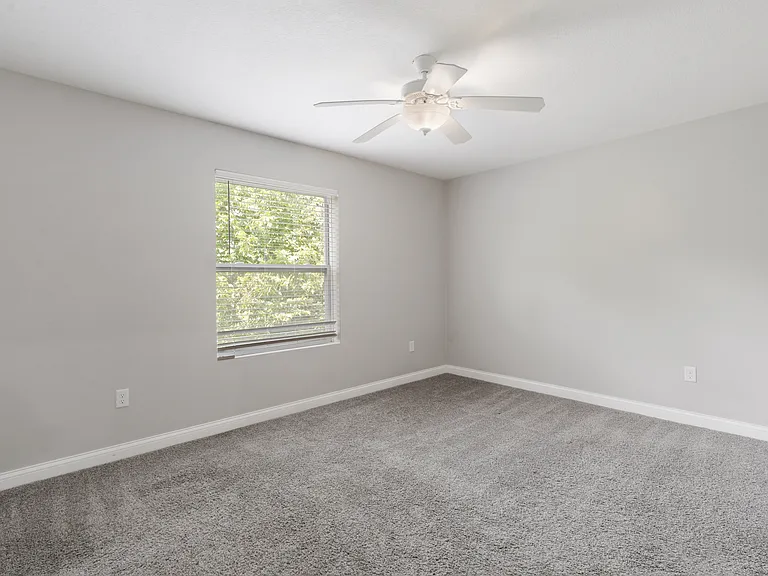 5015-5091 Devils Glen Rd #5021 — Photo 15