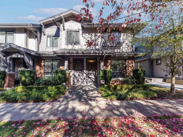 2988 151st St #6, Surrey, BC V4P 0G1