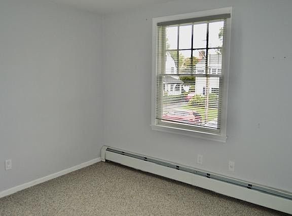 4th image of 69 Holland Ave