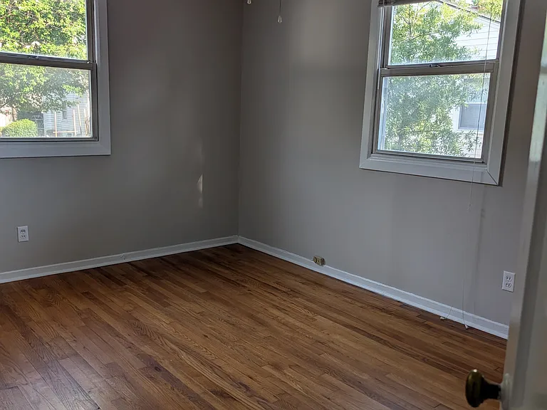 554 Overlook St — Photo 10