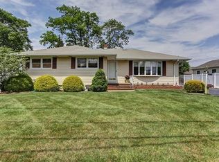 1027 Apache St, North Brunswick, NJ 08902