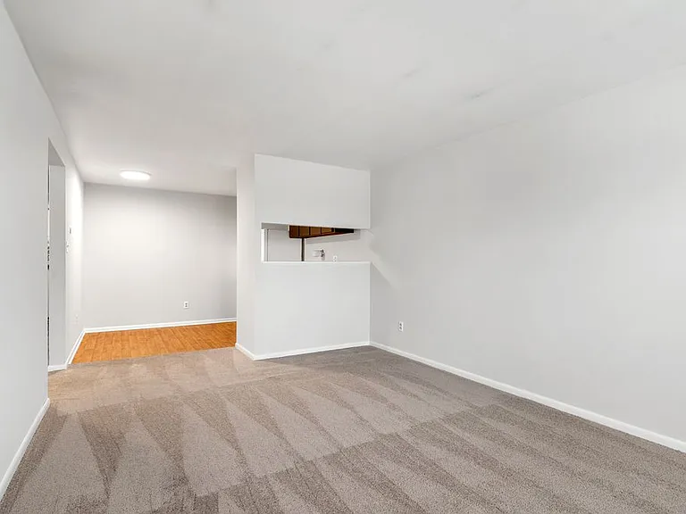 4991 Arbor Village Dr — Photo 25