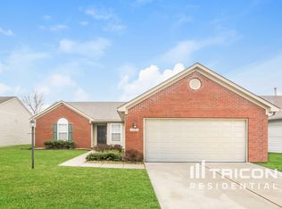 2245 Lakecrest Dr, Columbus, IN 47201
