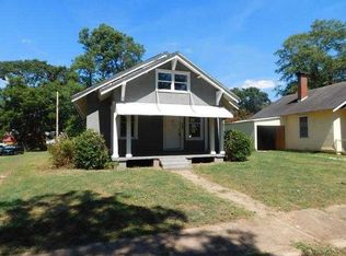 109 Jackson St, Laurens, SC 29360