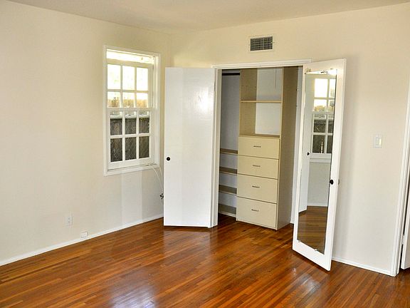 Bedoom #2 closet (same as #1)