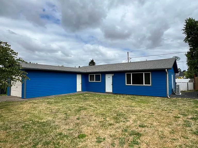 385 Dianne Ct — Photo 45