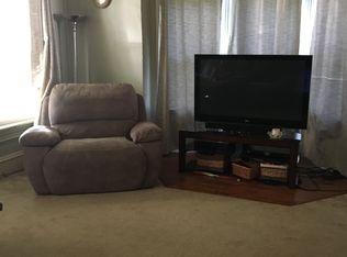 211 N Elm St, Franklin Grove, IL 61031