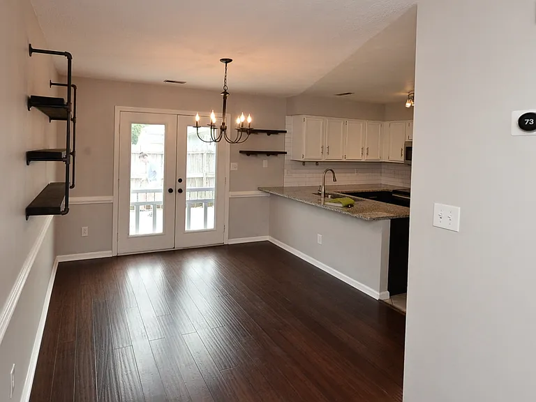 534 Pine Tops Ct — Photo 6