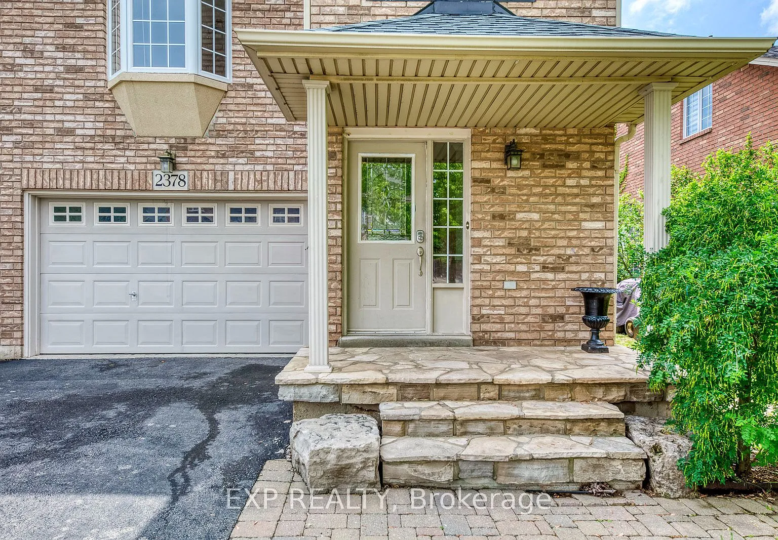 3 bed, $3,900 — Photo 3