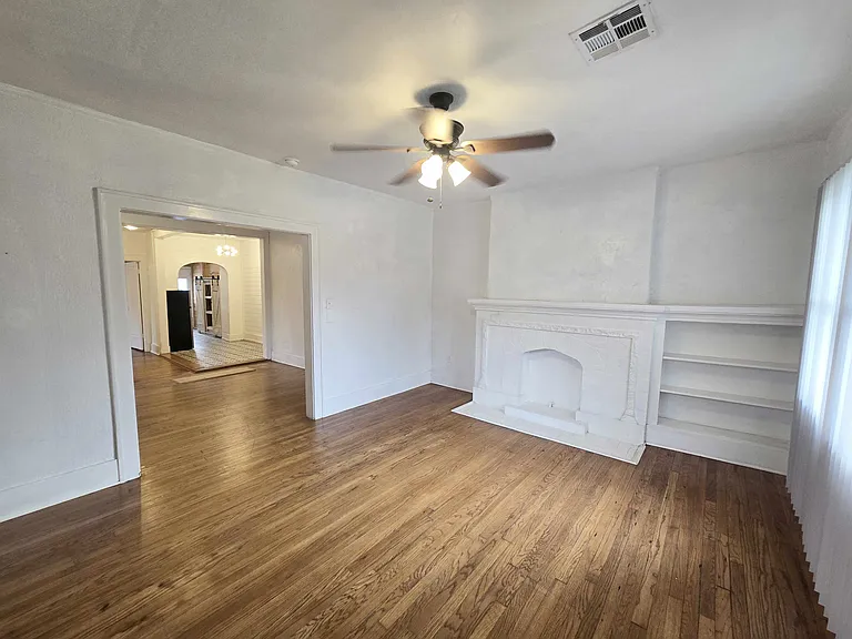 2203 N Barnes Ave — Photo 2