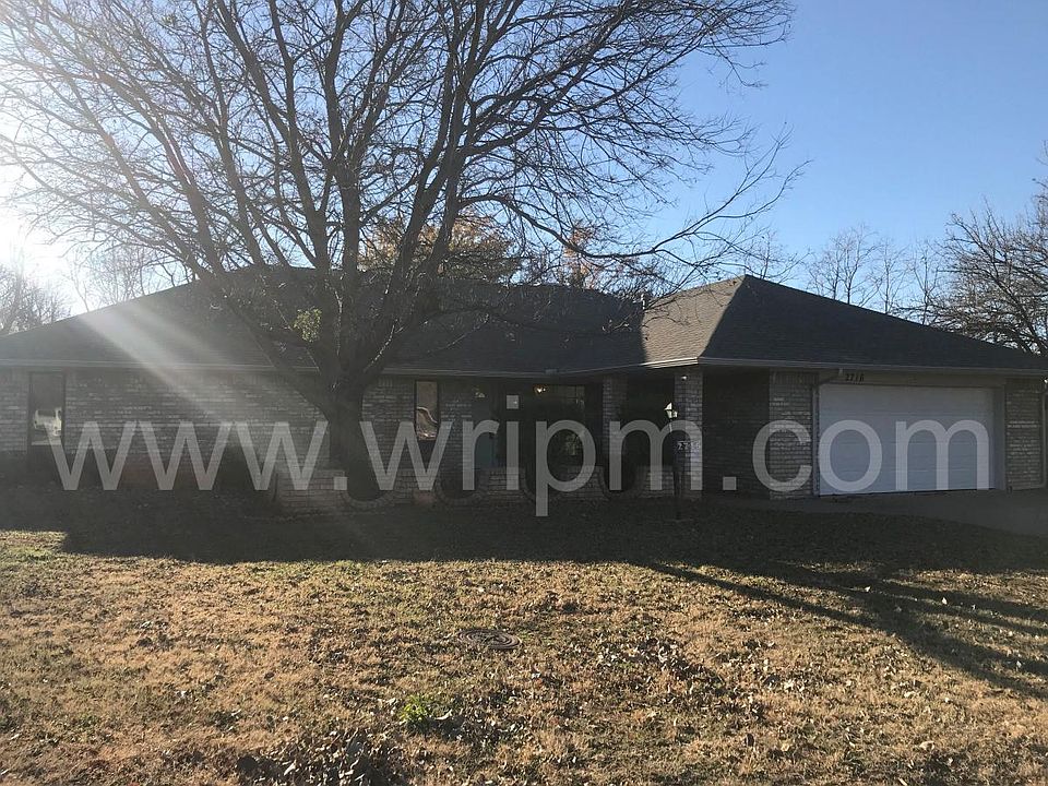 1st image of 2716 NW 120th Ter