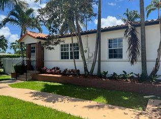 9000 SW 40th Ter, Miami, FL 33165