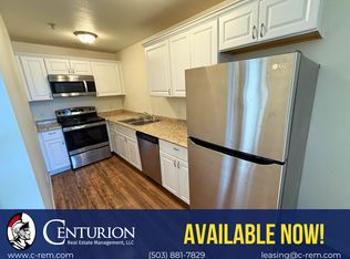 200 Railroad Ave #3, Mount Angel, OR 97362