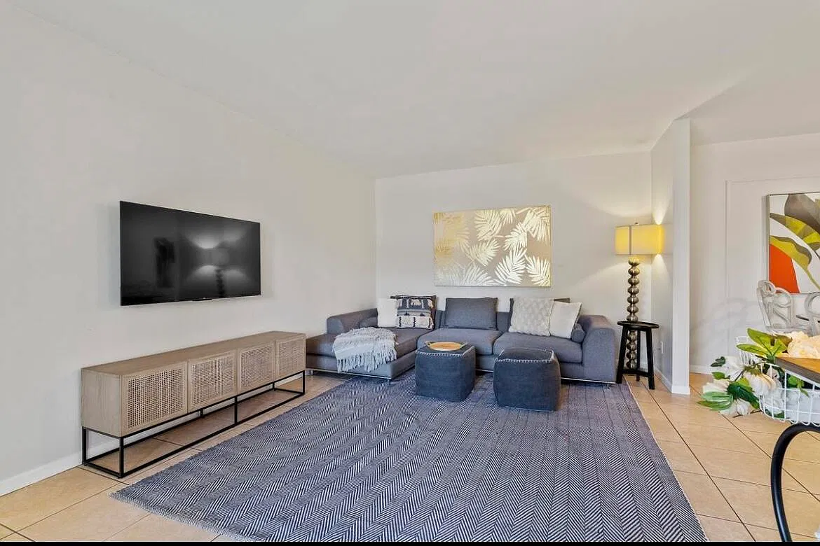 2 bed, 1.0 bath, 778 sqft, $2,000 — Photo 4